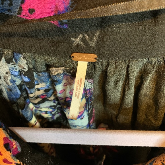 Free People Black Top Floral Flowers Small Boho - Picture 3 of 4